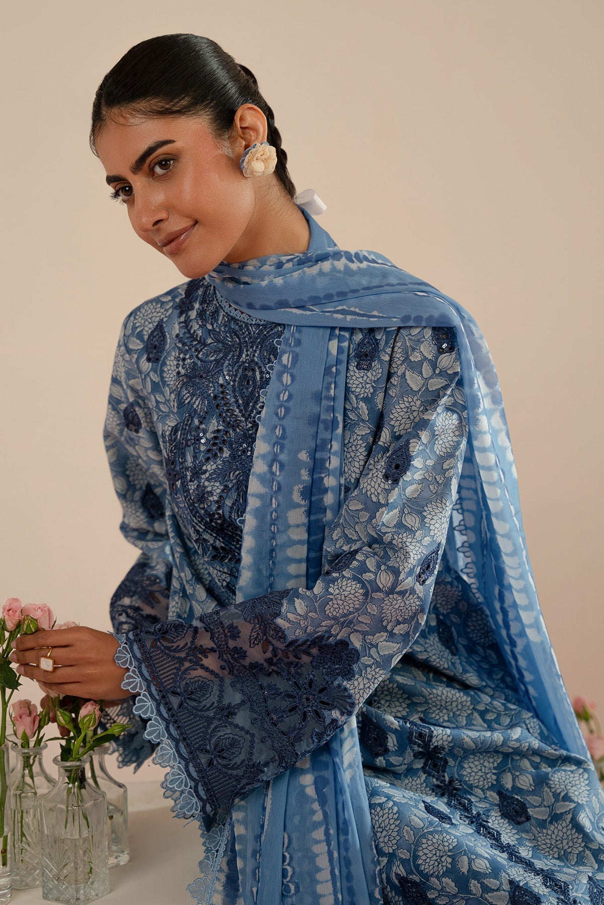 Afrozeh | Floral Charm 25 | Kalina