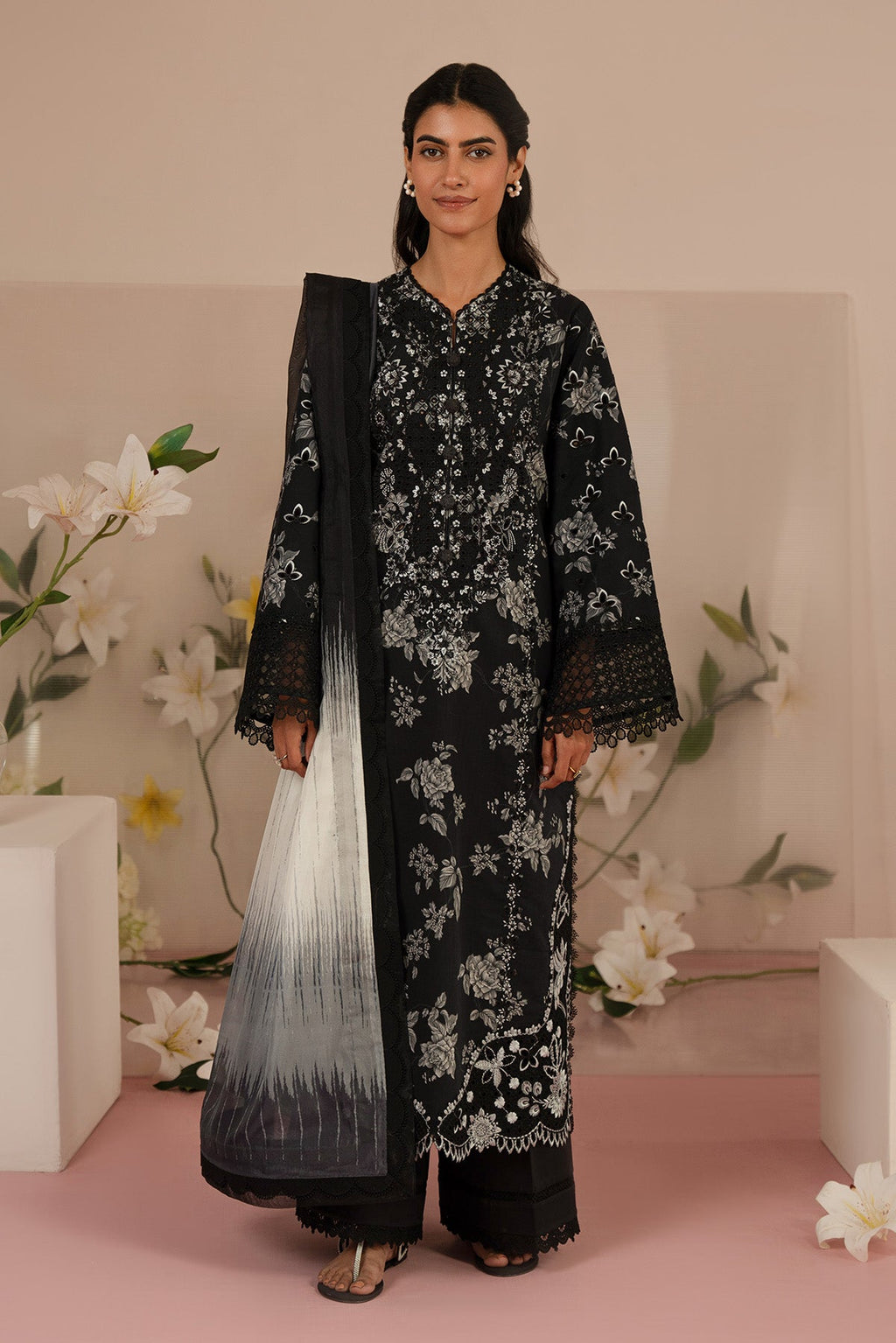 Afrozeh | Floral Charm 25 | Lupine