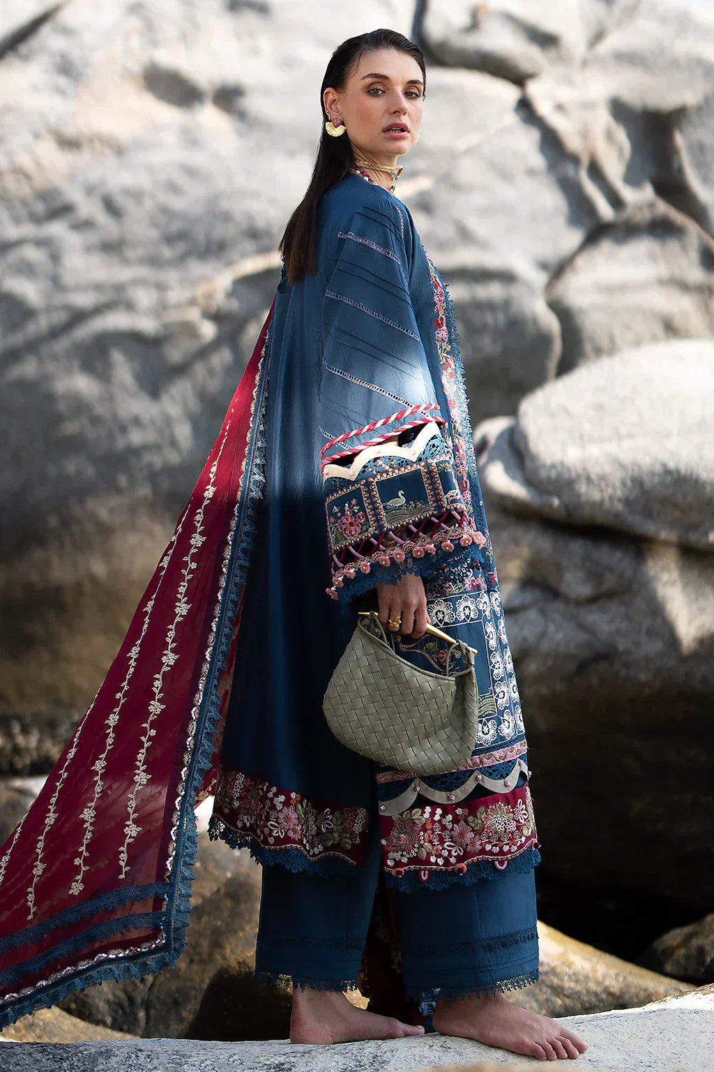 AJR Couture | Alif Signature Luxury Lawn 24 | Ayra - House Of Anaya