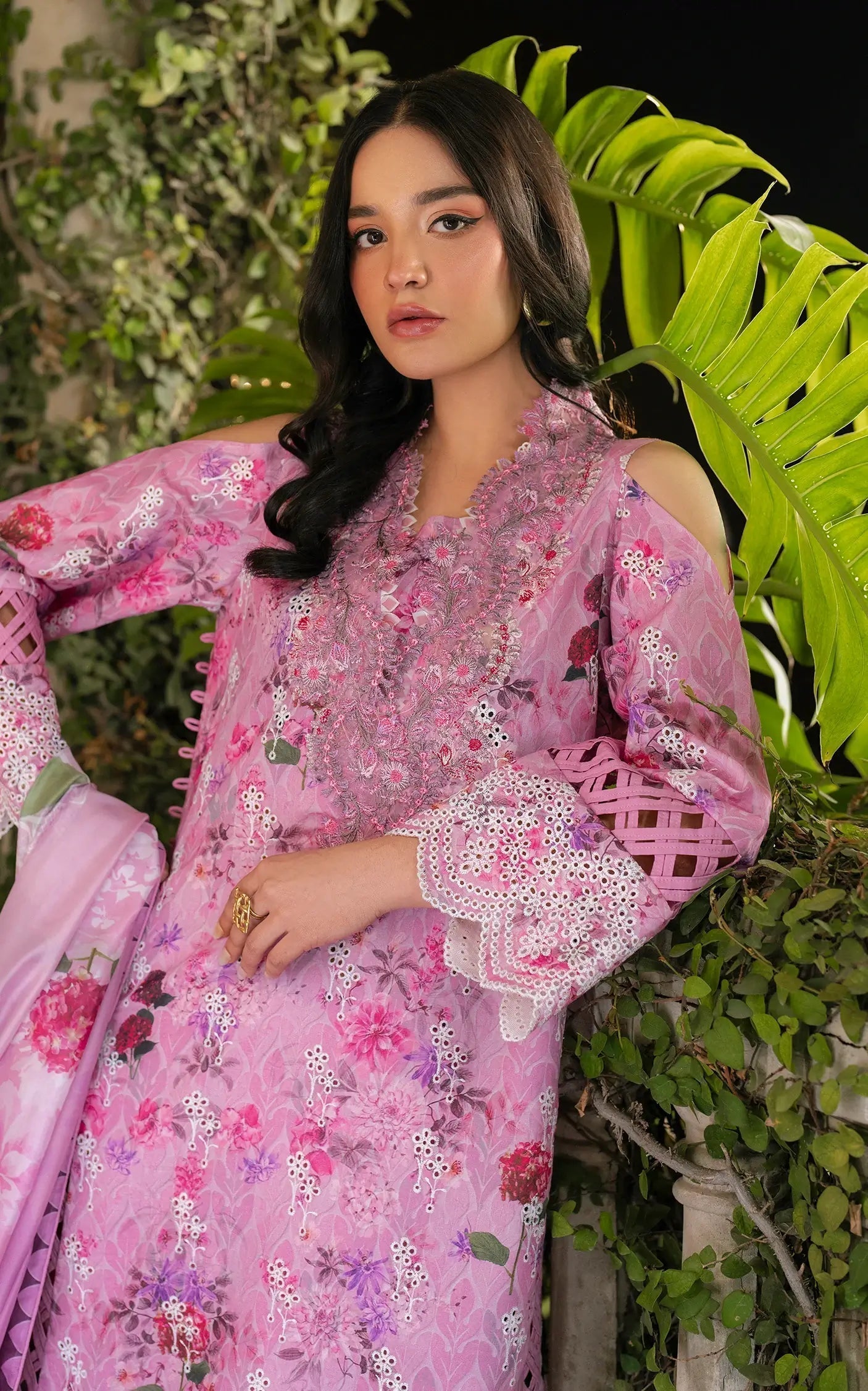 Asifa and Nabeel | Gulkari Summer 25 | Dawn Petals (GKL-10) - Riwayat-e-Khas