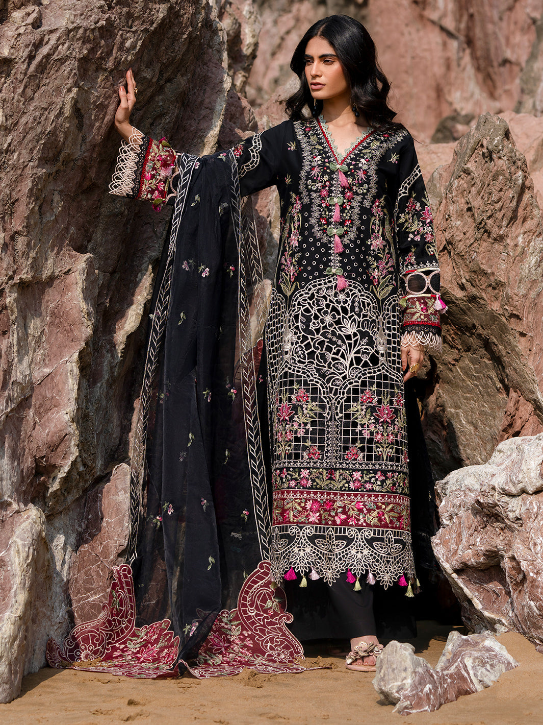 Mahnur | Sirena Luxury Lawn 25 | Azure - Riwayat-e-Khas