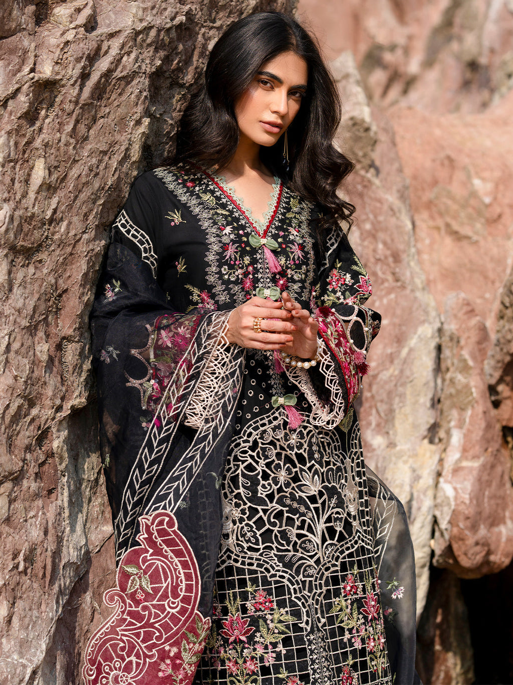 Mahnur | Sirena Luxury Lawn 25 | Azure - Riwayat-e-Khas