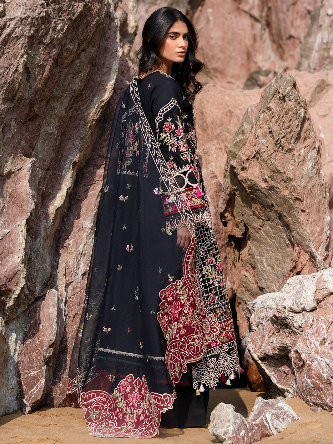 Mahnur | Sirena Luxury Lawn 25 | Azure - Riwayat-e-Khas