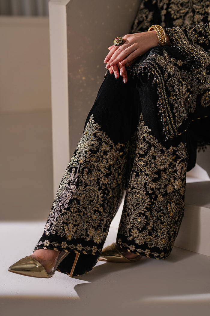 Baroque | Velvet Formals | VELVET UF-760