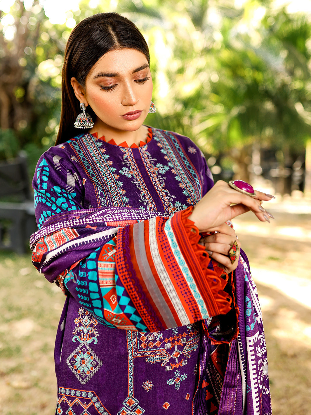Bin Ilyas | Maya Jahan Winter 24 |  761 B