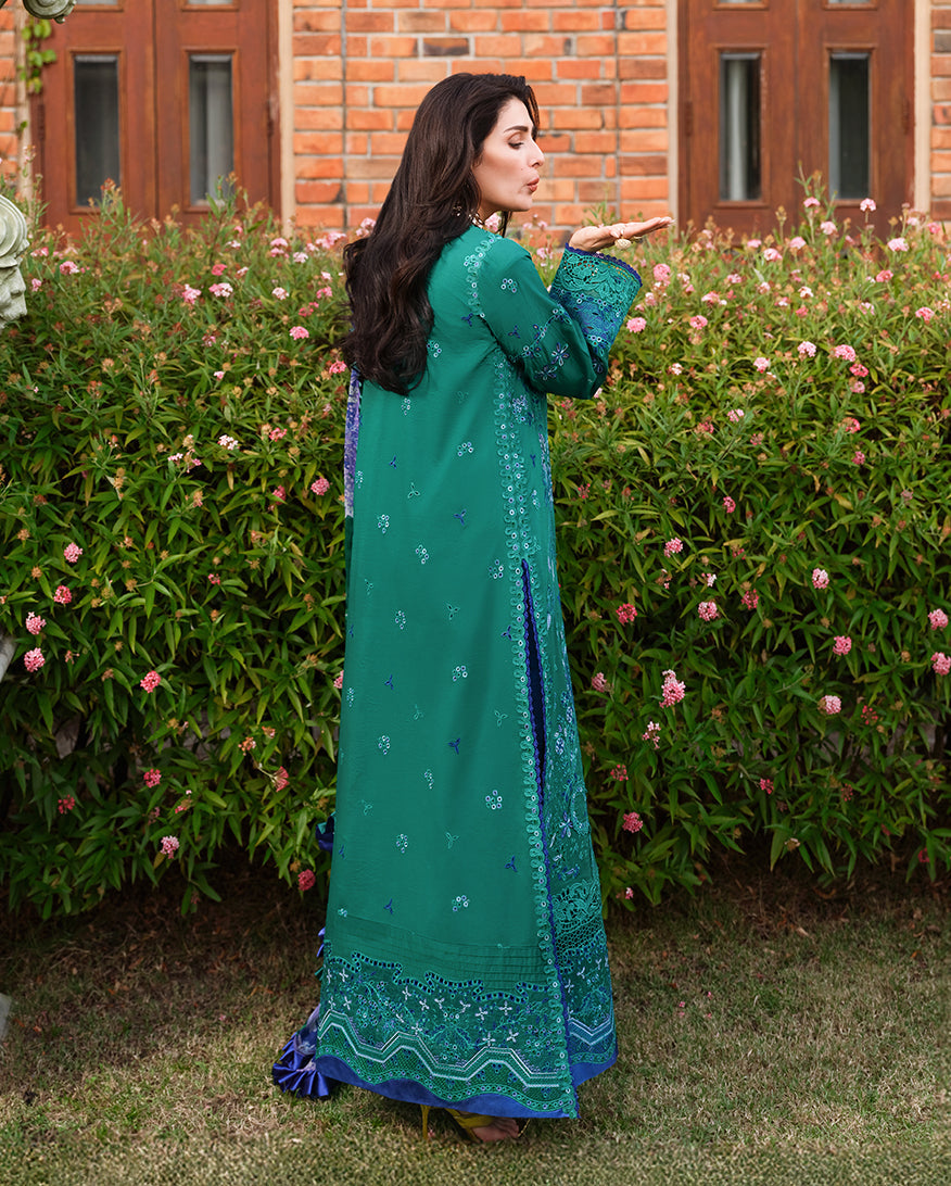 Mushq | Amoi Luxury Lawn | Blooming Romance
