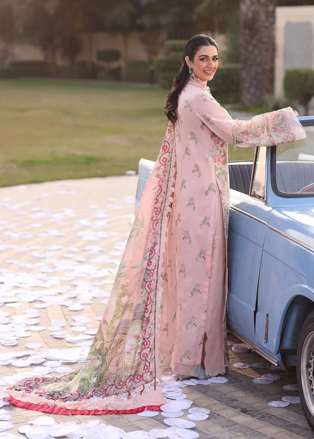 Musferah saad | Pretty Girls | Bloome