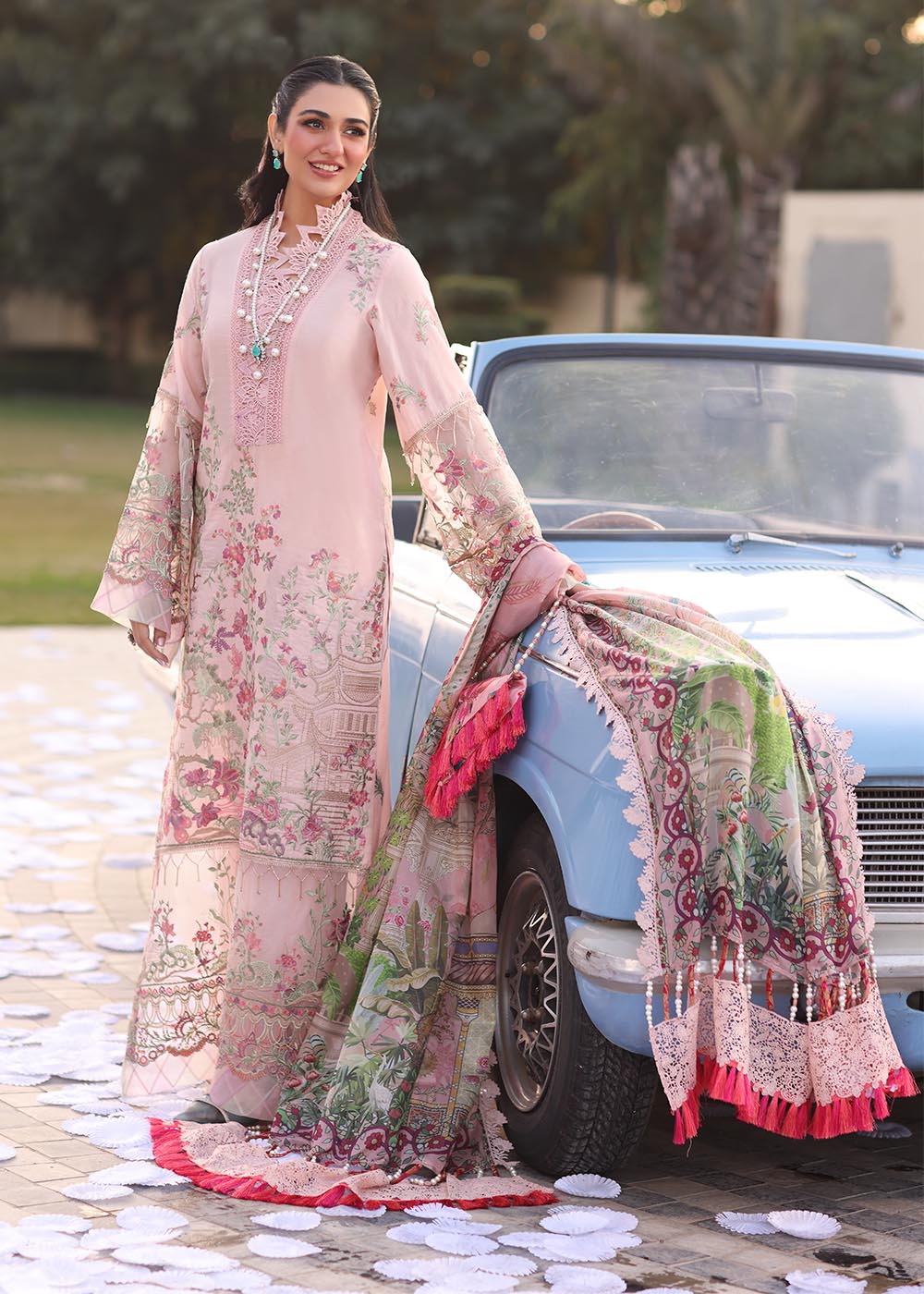Musferah saad | Pretty Girls | Bloome