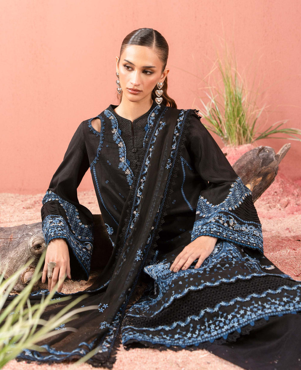 Republic Womenswear | RPP Vol 2 25 | Blue Noir