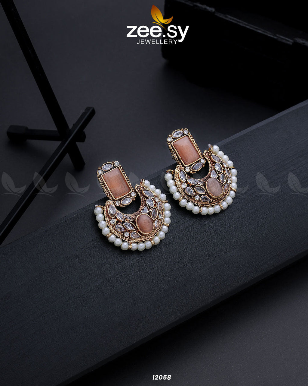 Cluster Pearl Earring - Libasekhas