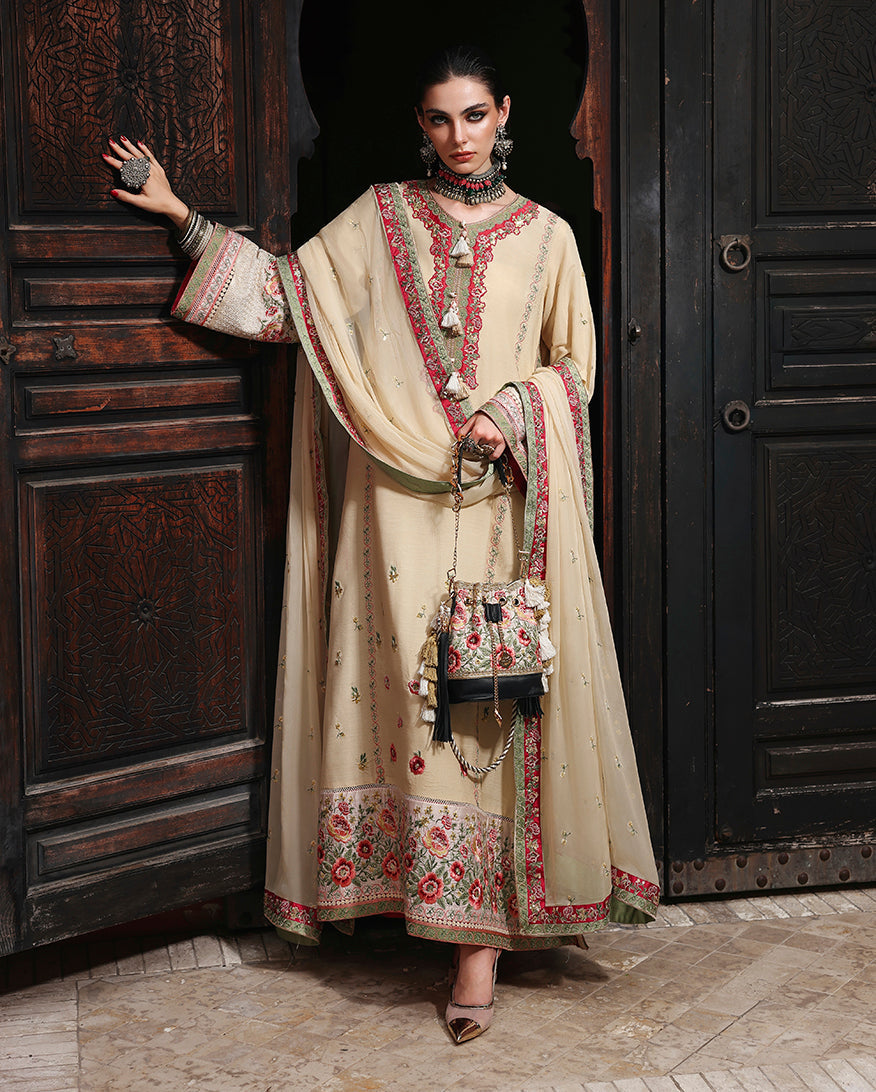 Mushq | Nuvera | Rawsilk | Cardinal Gem