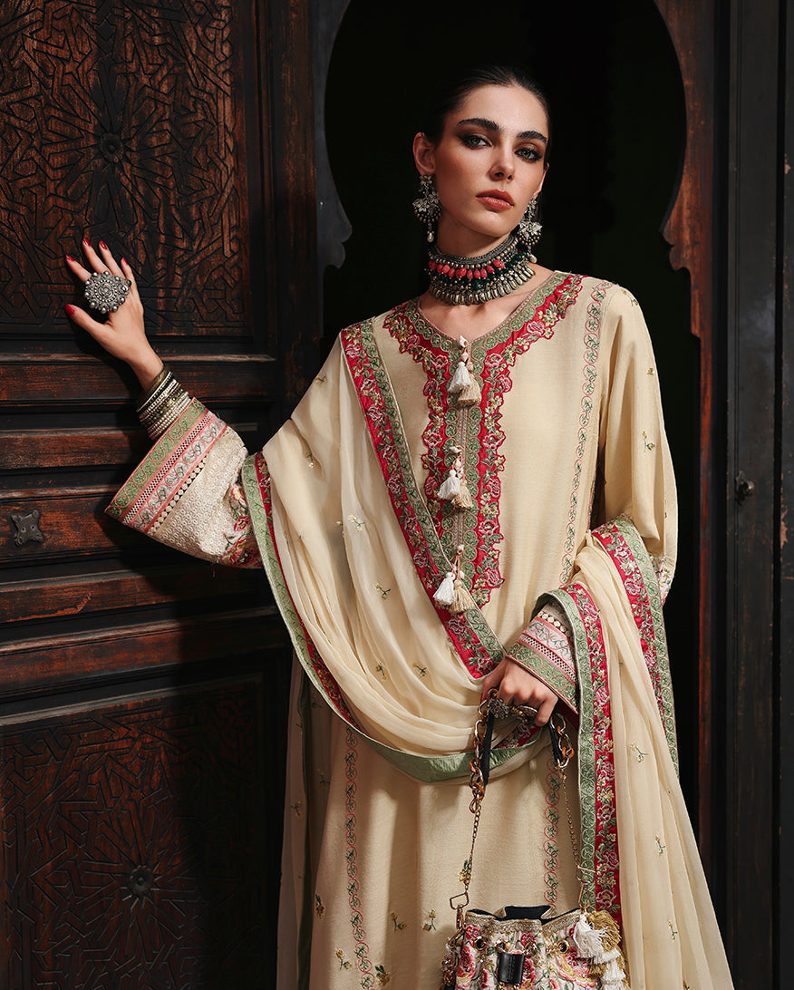Mushq | Nuvera | Rawsilk | Cardinal Gem