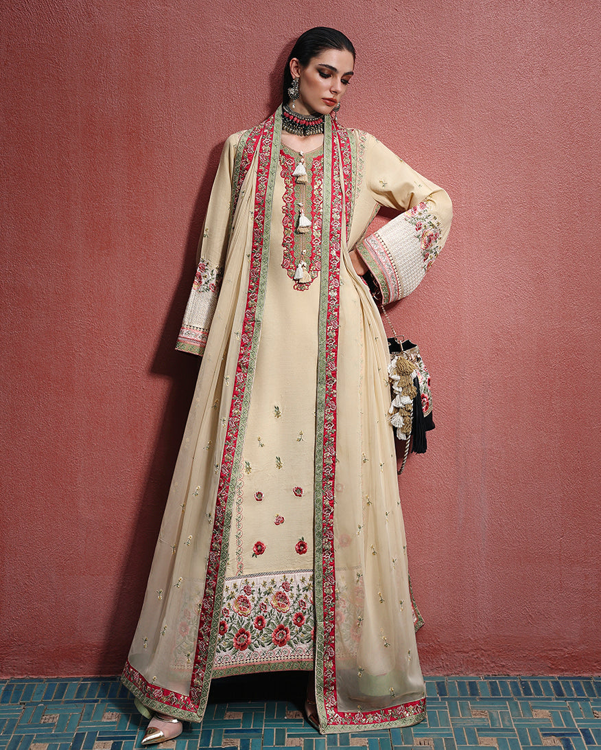 Mushq | Nuvera | Rawsilk | Cardinal Gem