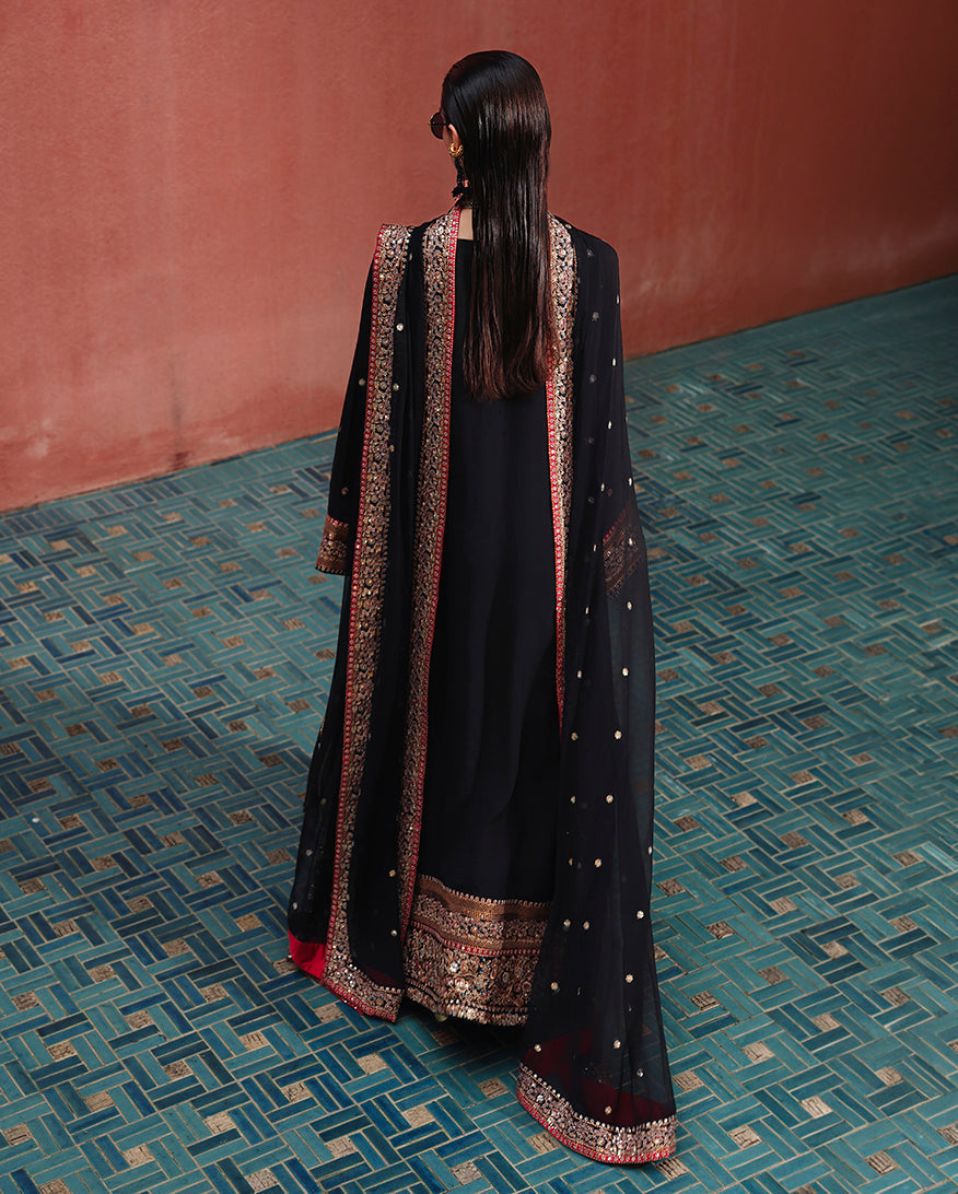 Mushq | Nuvera | Rawsilk | Carmine Jewel