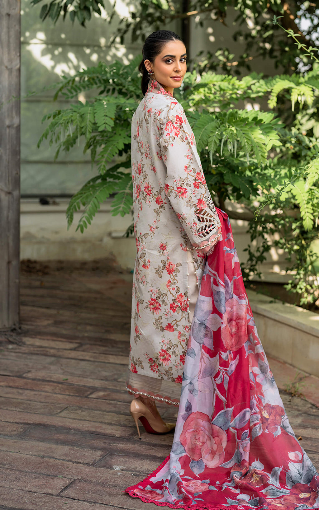 Asifa and Nabeel | Meraki Summer Vol 2 | Chambeli MK-08 - Riwayat-e-Khas