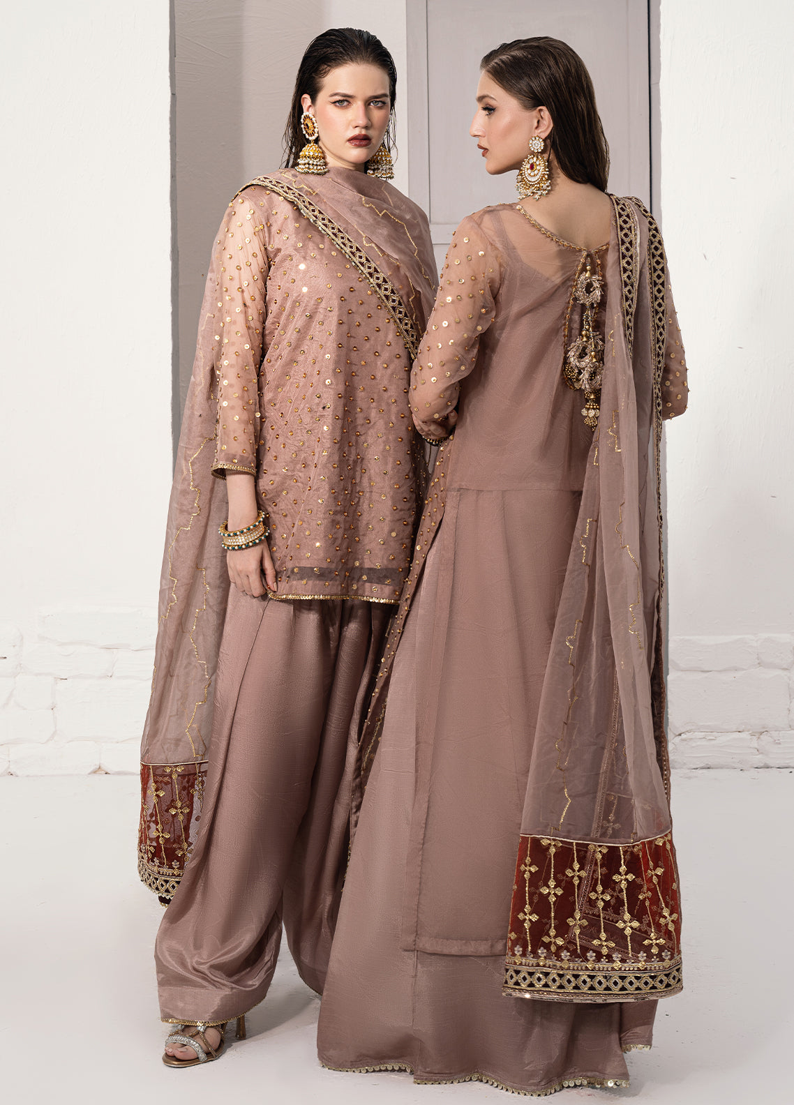 Sahane | Savoir Luxury Formals | CT-140001 Lirio - Savoir - Riwayat-e-Khas