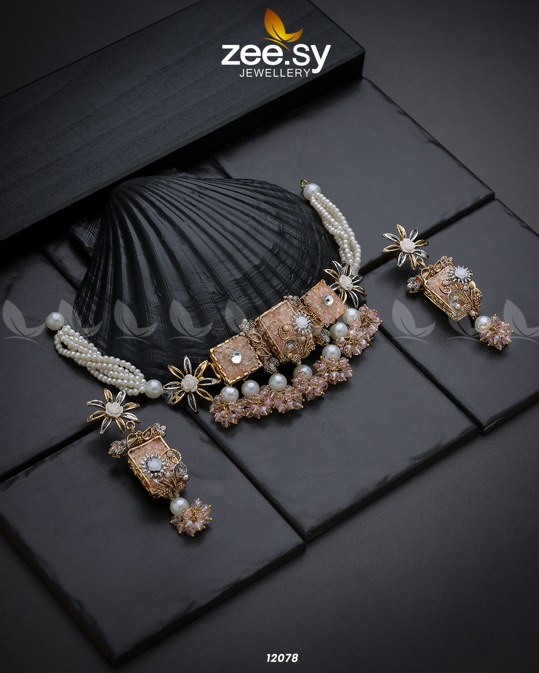 Cosmic Galaxies Necklace - Libasekhas