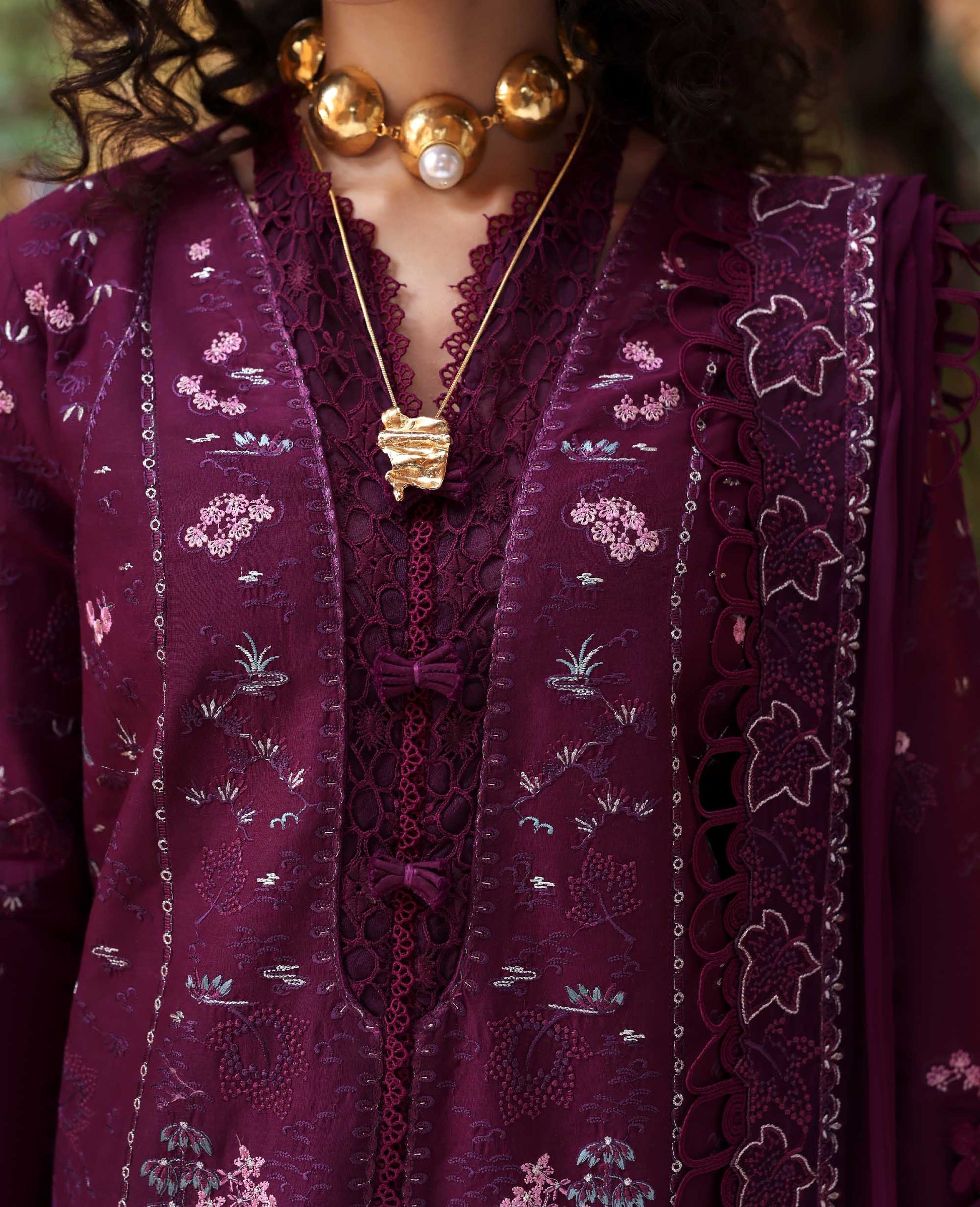 Republic Womenswear | Embroidered Pret 26 | Cysia