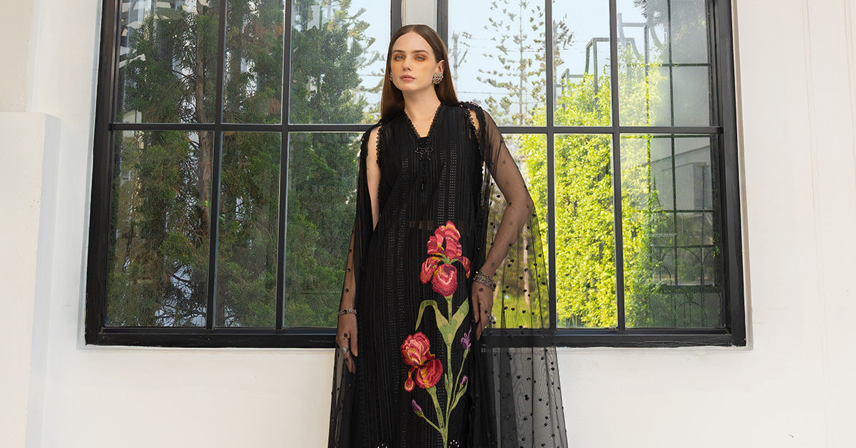 Maria B | Luxury Lawn 26 | 3 Piece Embroidered Lawn Suit