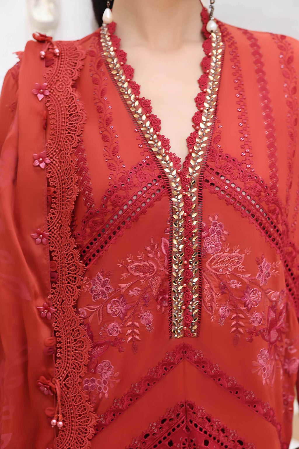 Maria B | Luxury Lawn 26 | 3 Piece Embroidered Lawn Suit