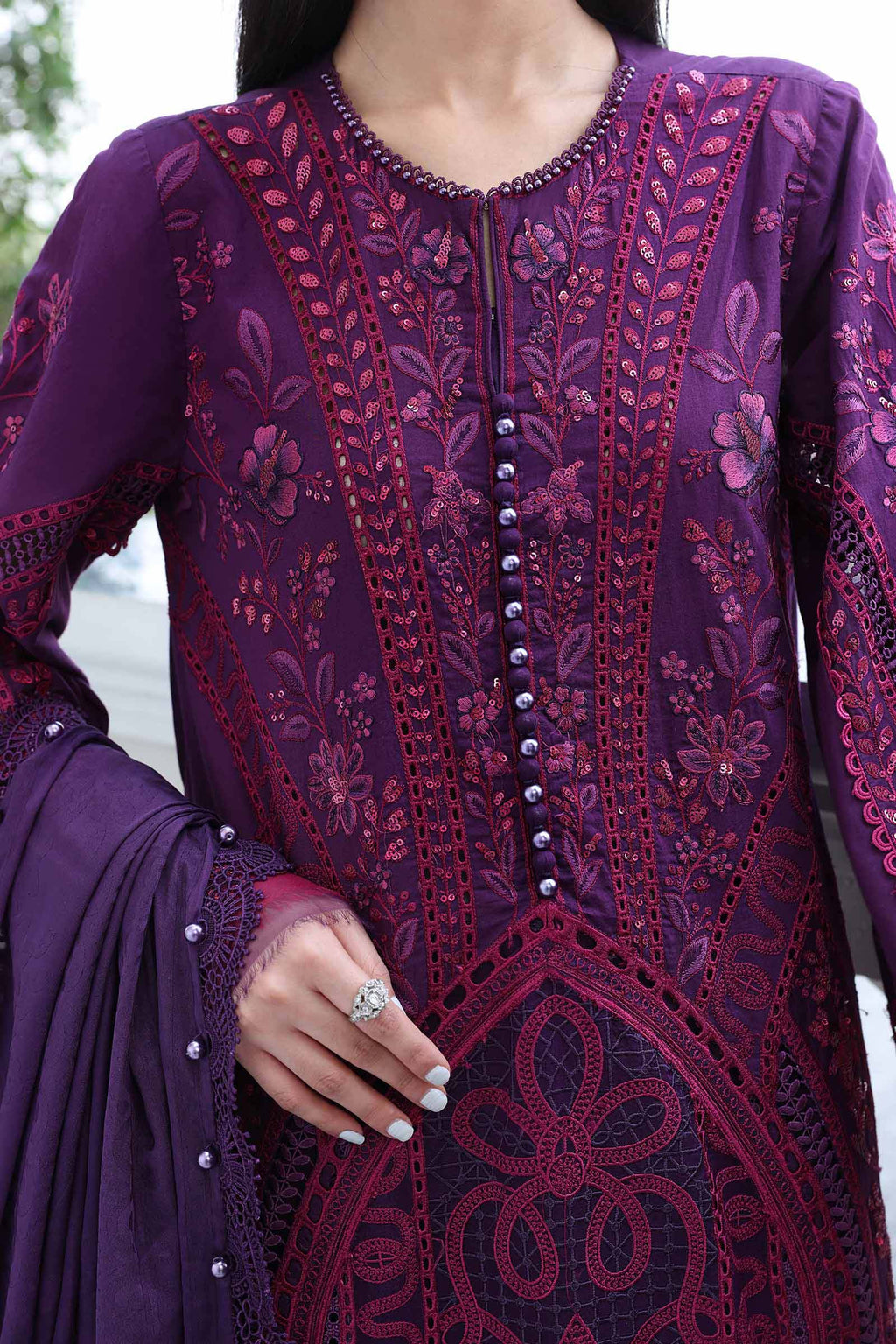 Maria B | Luxury Lawn 26 | 3 Piece Embroidered Lawn Suit
