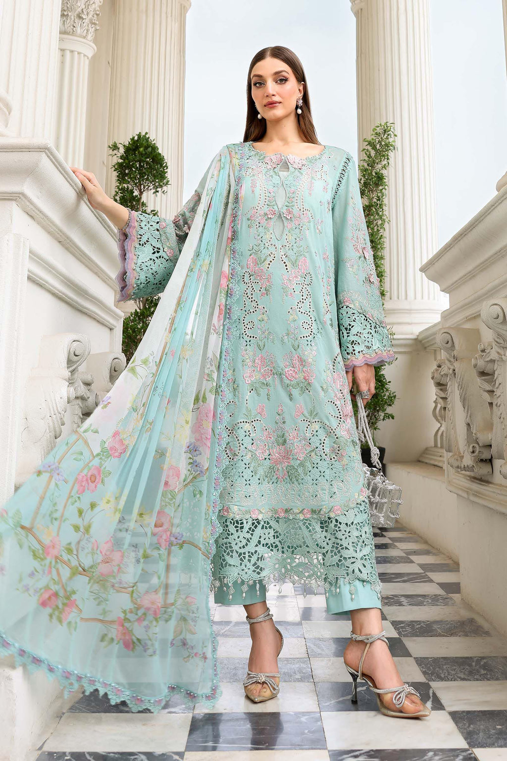 Maria B | Luxury Lawn 26 | 3 Piece Embroidered Lawn Suit