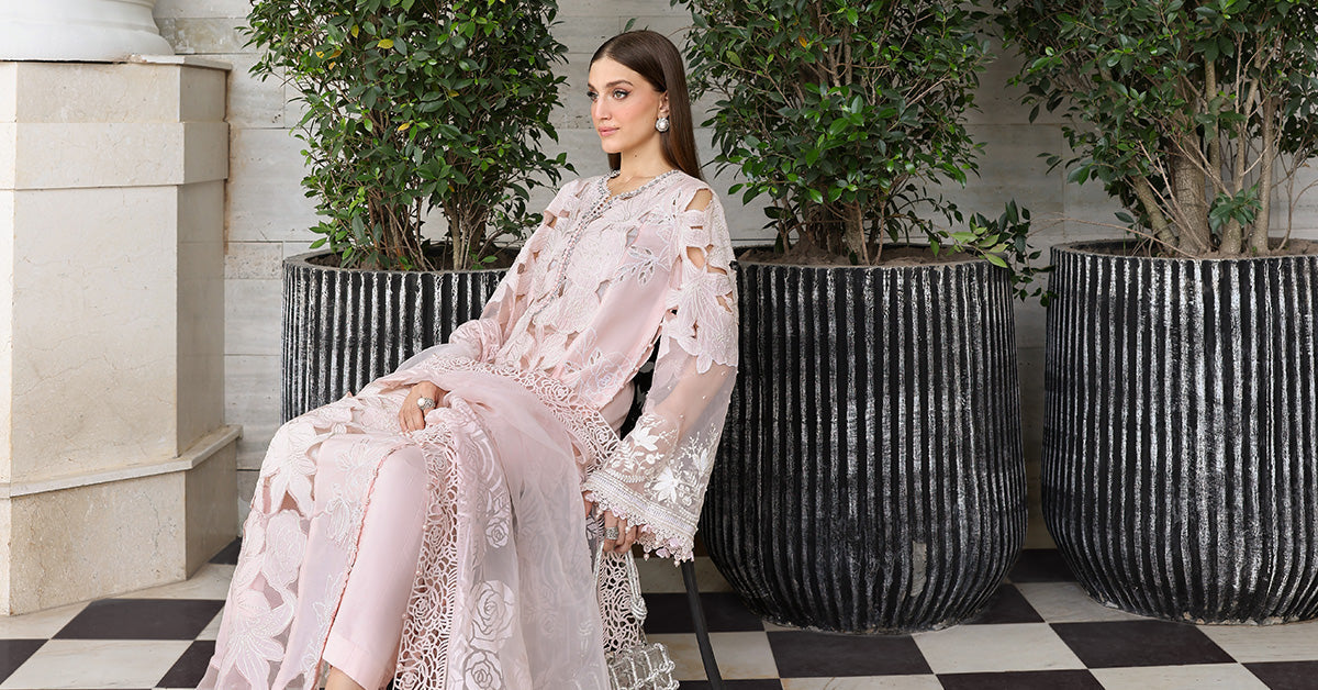 Maria B | Luxury Lawn 26 | 3 Piece Embroidered Lawn Suit