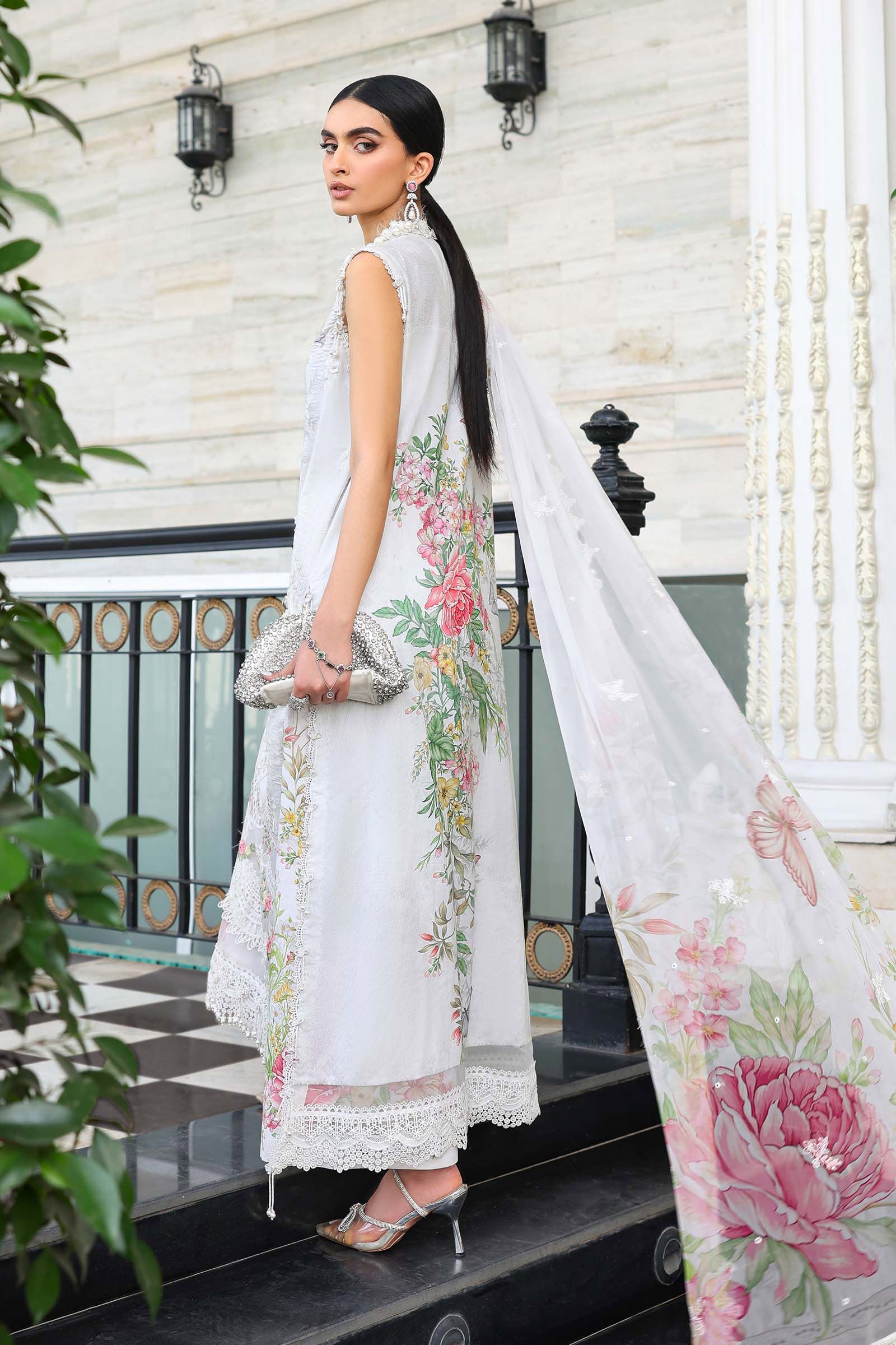 Maria B | Luxury Lawn 26 | 3 Piece Embroidered Lawn Suit