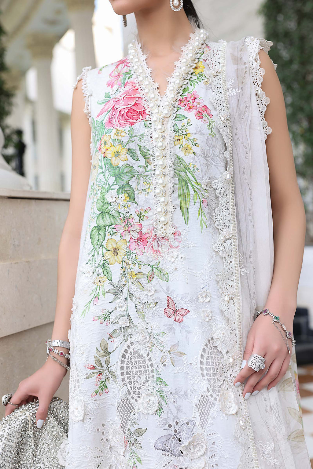 Maria B | Luxury Lawn 26 | 3 Piece Embroidered Lawn Suit