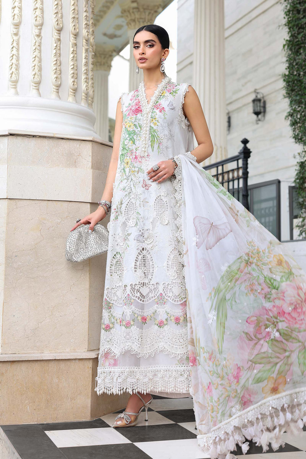 Maria B | Luxury Lawn 26 | 3 Piece Embroidered Lawn Suit
