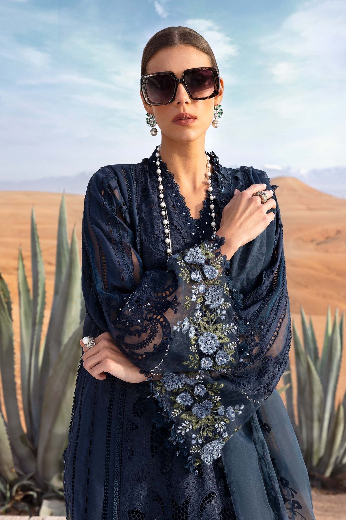 Maria B | Luxury Lawn 25 | D-2504-B