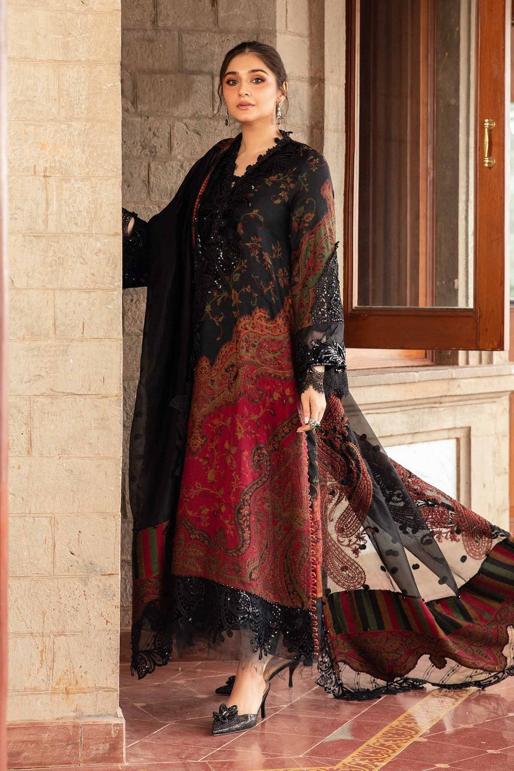 Maria B | Winter Luxe 24 | Velvet DL-1204 - House Of Anaya