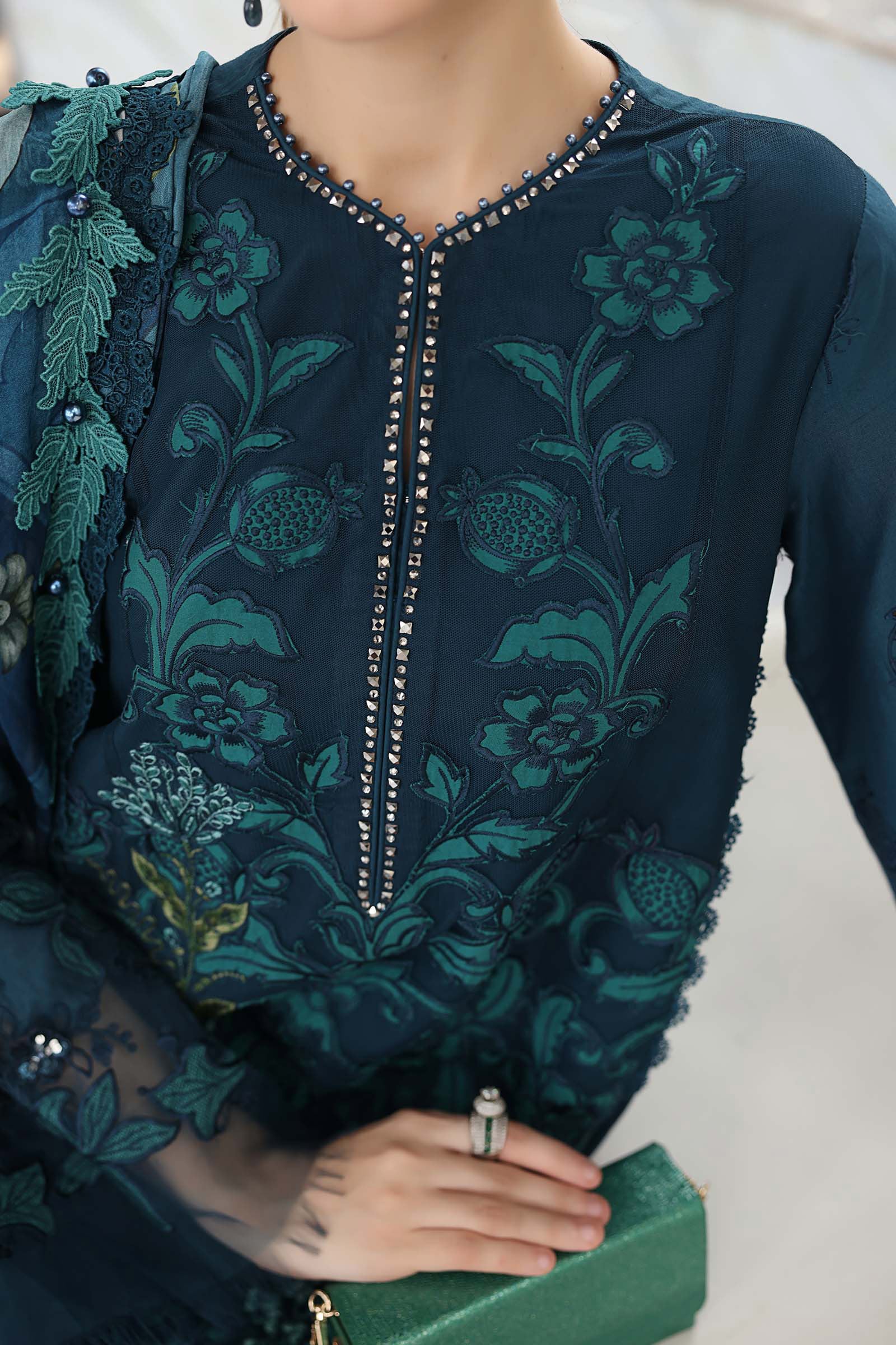 Maria B | Luxury Lawn 26 | 3 Piece Embroidered Lawn Suit