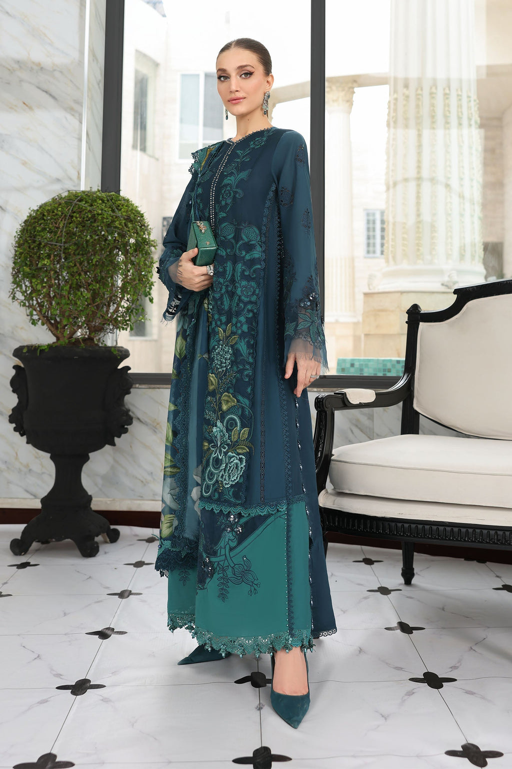Maria B | Luxury Lawn 26 | 3 Piece Embroidered Lawn Suit
