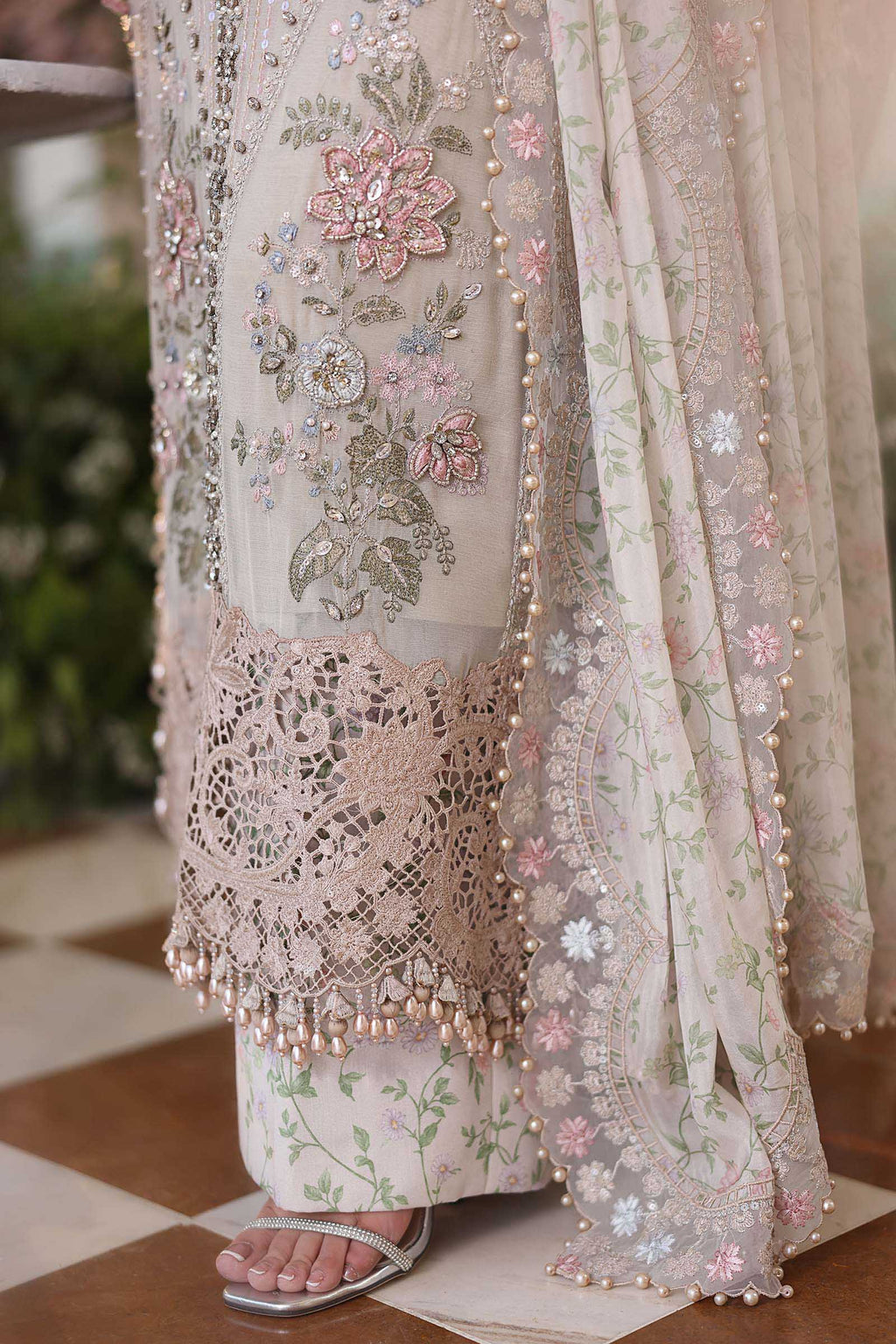 Maria b | Chiffon Formals 26 | MPC-26-107-Ivory Beige