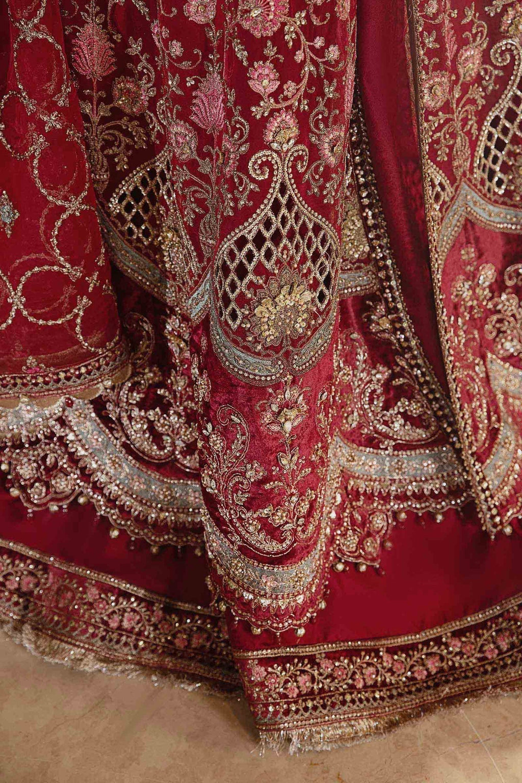 Maria B | Mbroidered Formals 24 | Organza Suit | BD-2908 - House Of Anaya