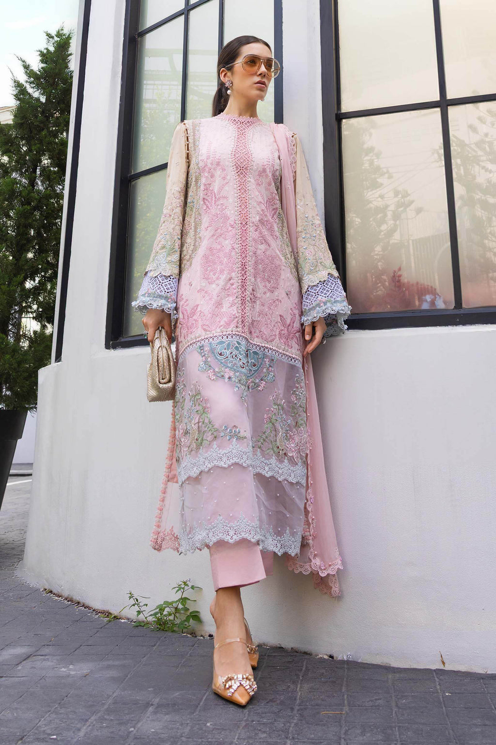 Maria B | Luxury Lawn 26 | 3 Piece Embroidered Lawn Suit