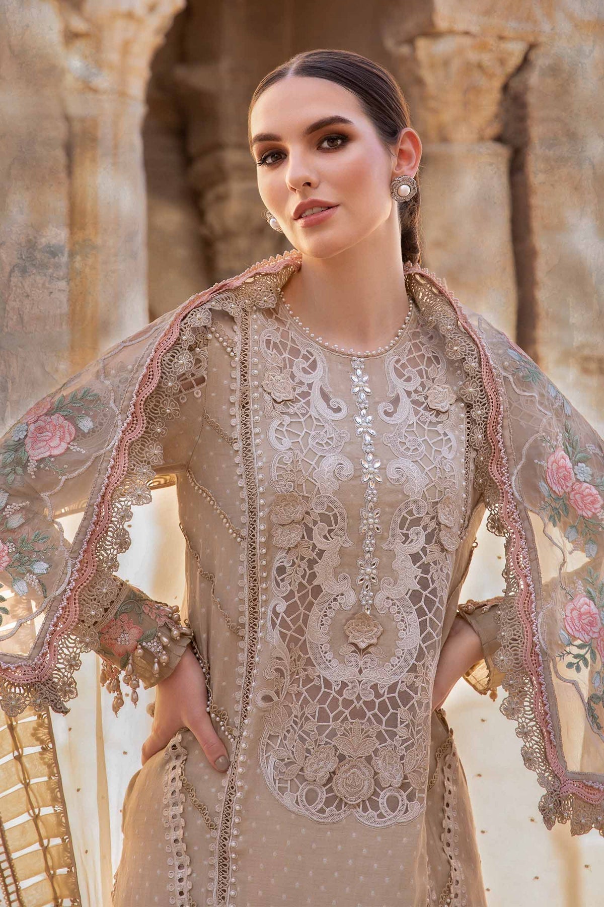 Maria B - D-2410-A - Lawn