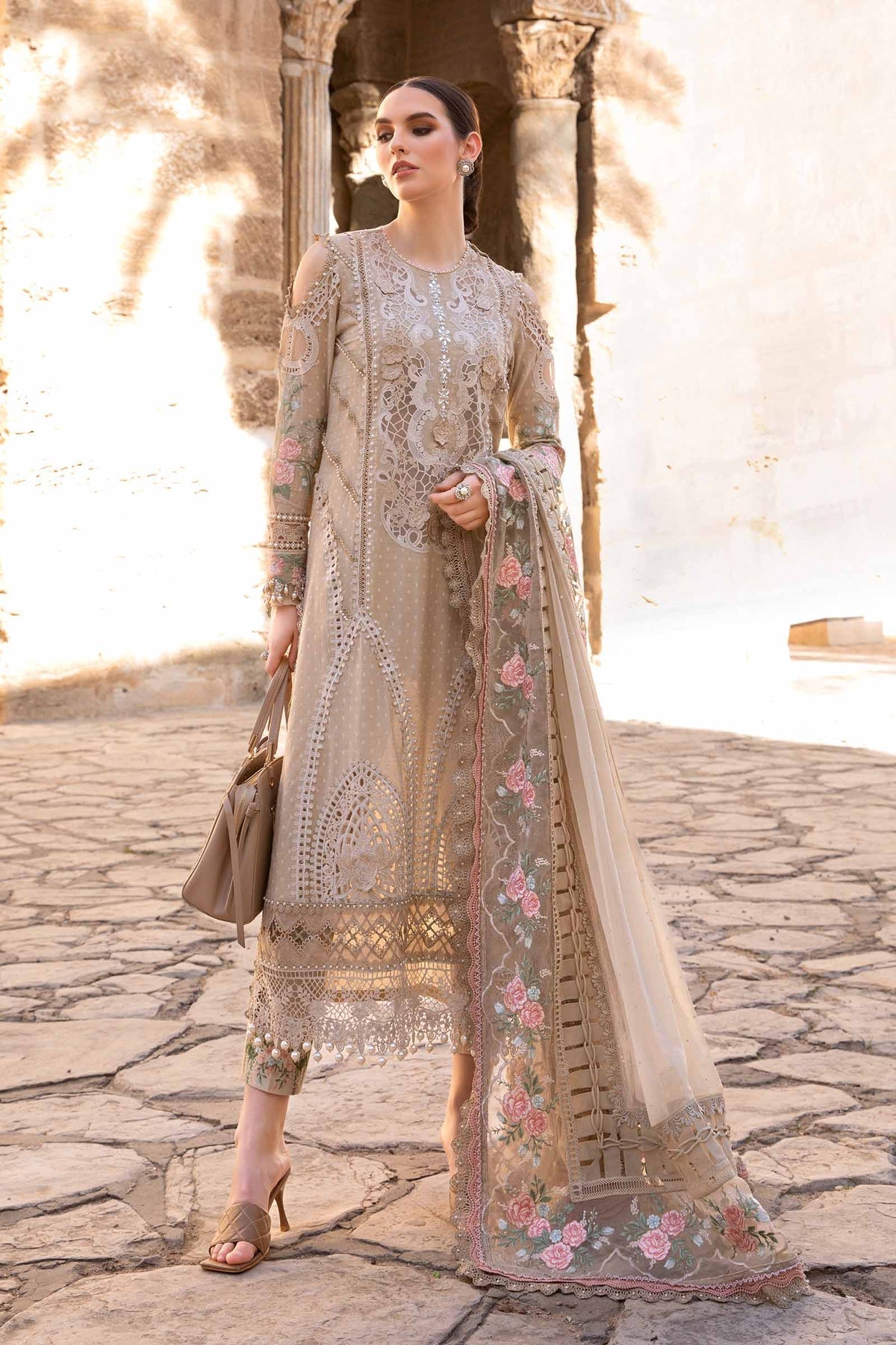 Maria B - D-2410-A - Lawn