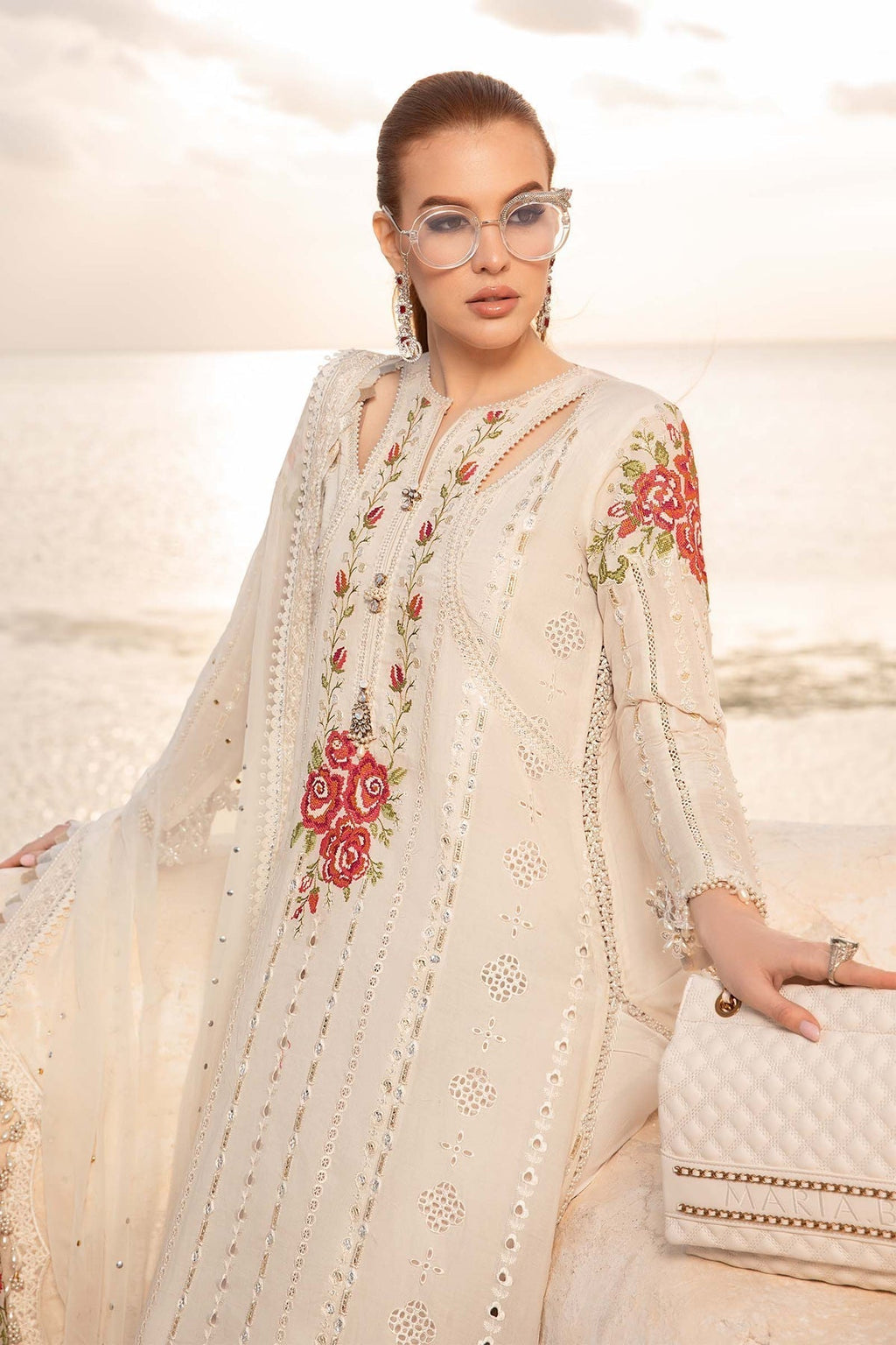 Maria B - D-2412-A - Lawn