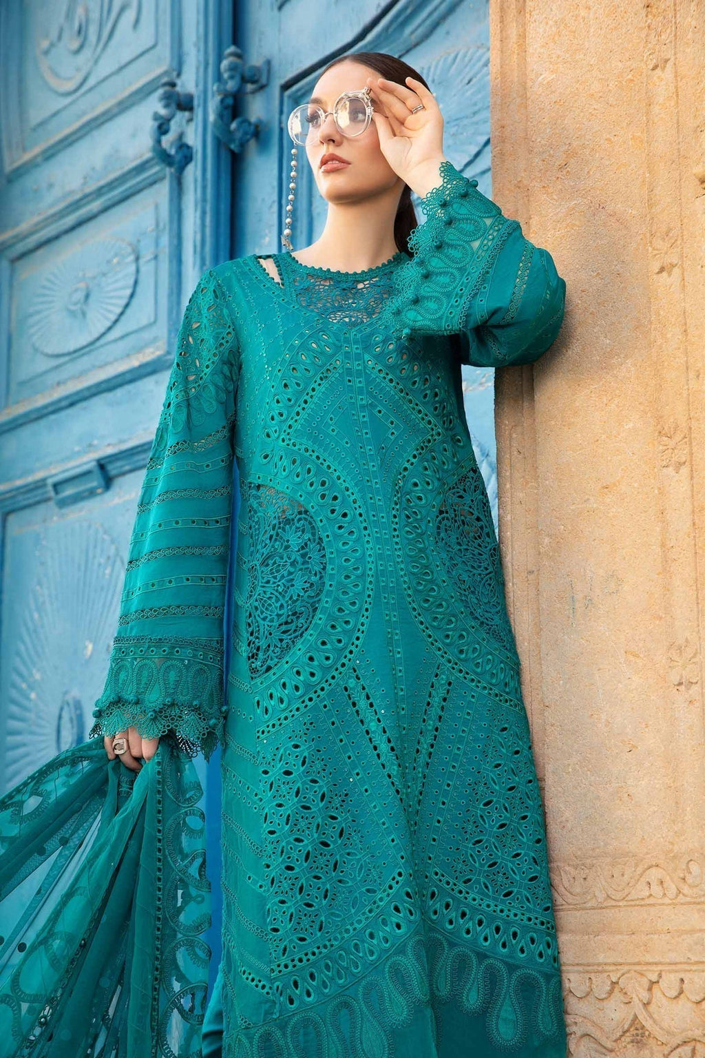 Maria B - D-2402-A - Lawn