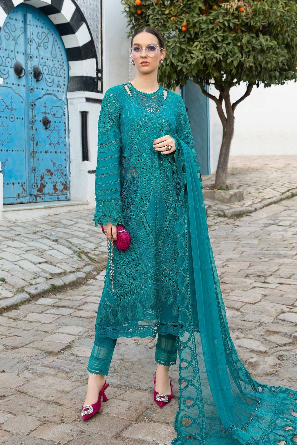 Maria B - D-2402-A - Lawn