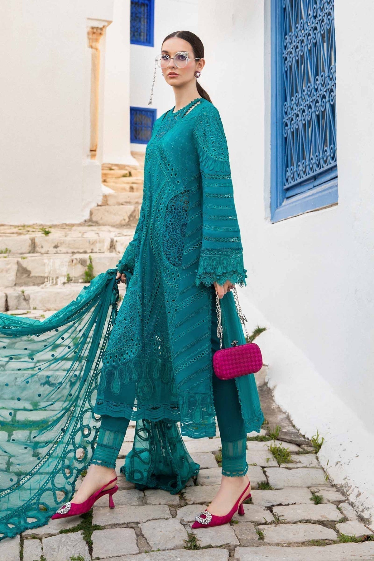 Maria B - D-2402-A - Lawn