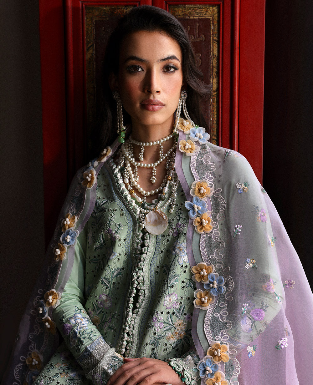 Republic Womenswear | Kalani Eid Luxury Lawn 25 | D2-B - Arzoo