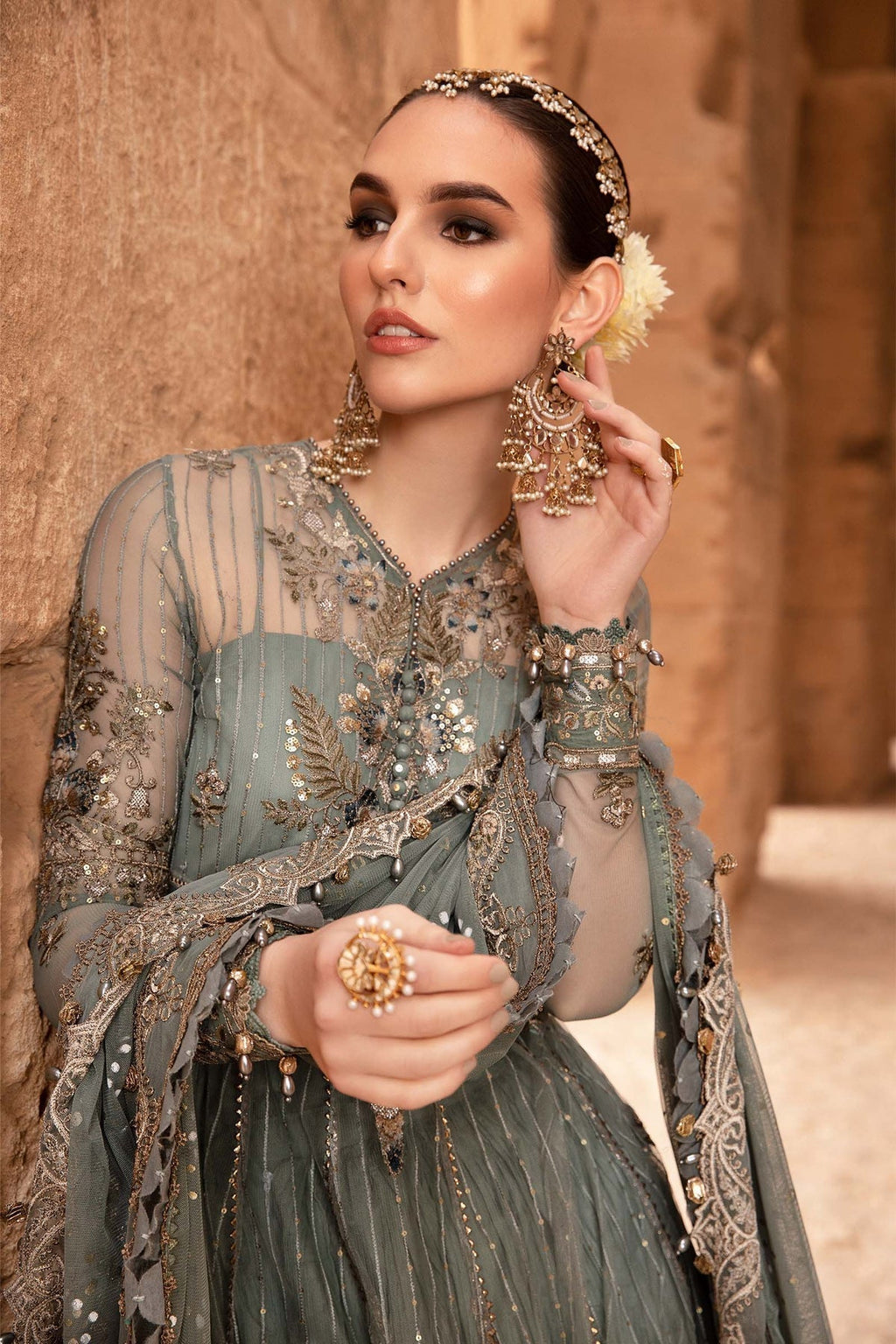 Maria B - D-2403-A - Lawn