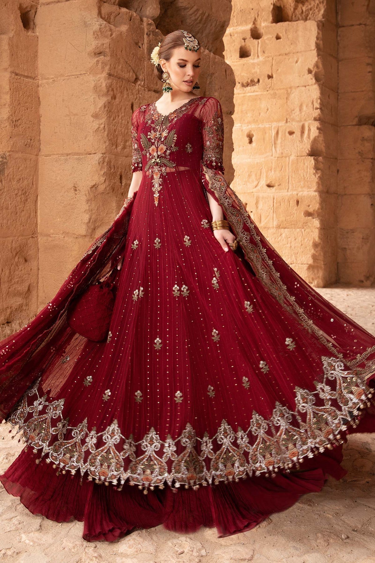 Maria B - D-2403-B - Lawn