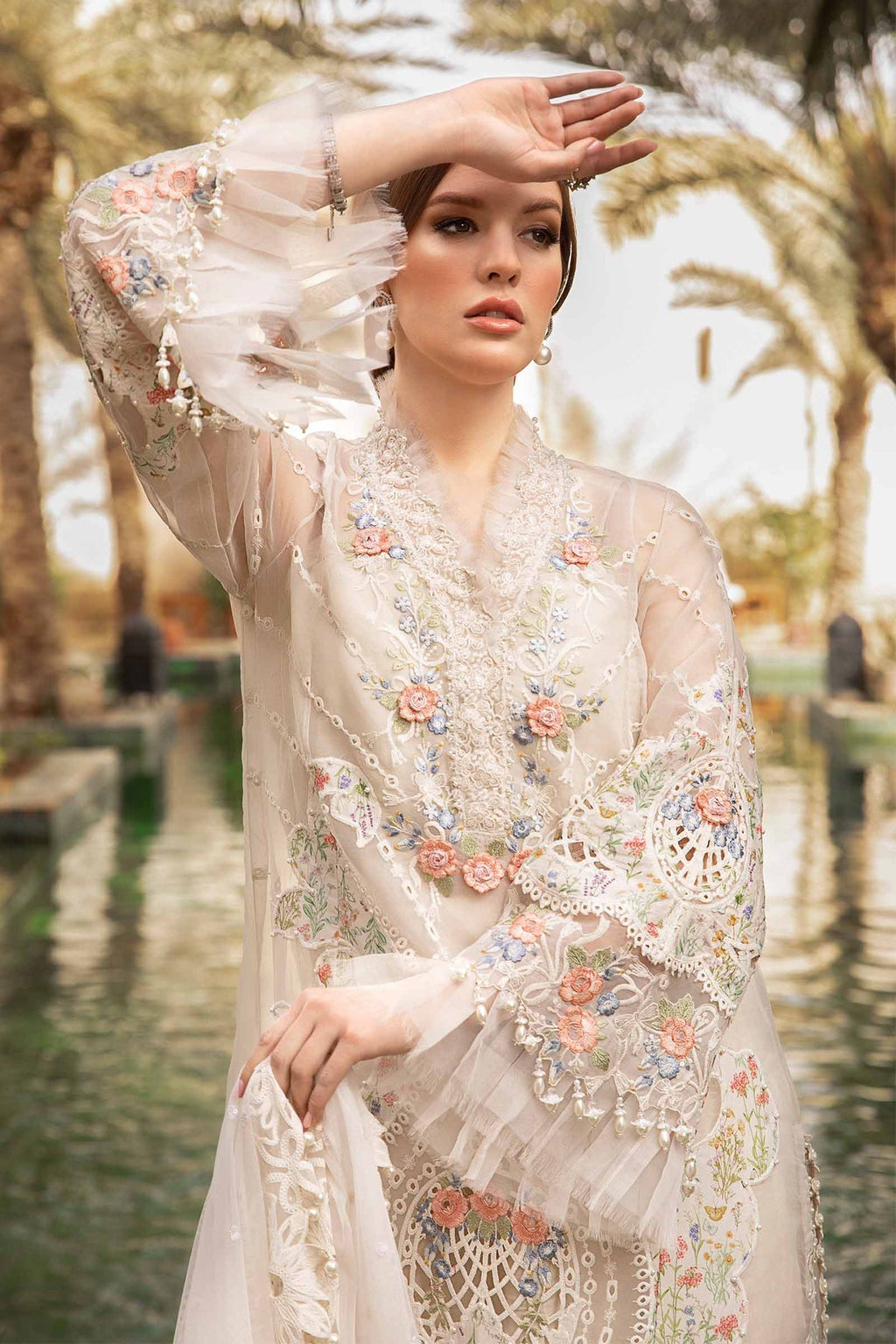 Maria B - D-2405-A - Lawn