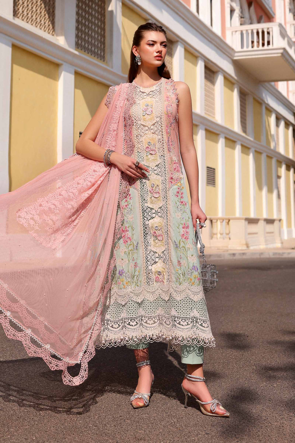 Maria B | Edit Lawn’26 | 3 Piece Unstitched Embroidered Lawn Suit