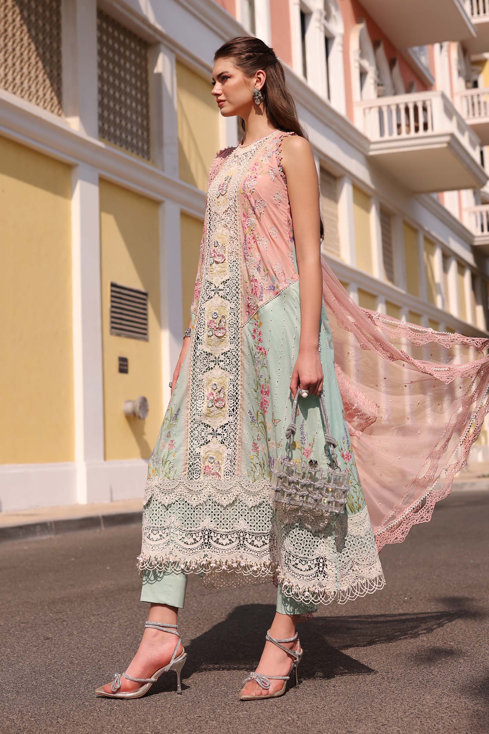 Maria B | Edit Lawn’26 | 3 Piece Unstitched Embroidered Lawn Suit