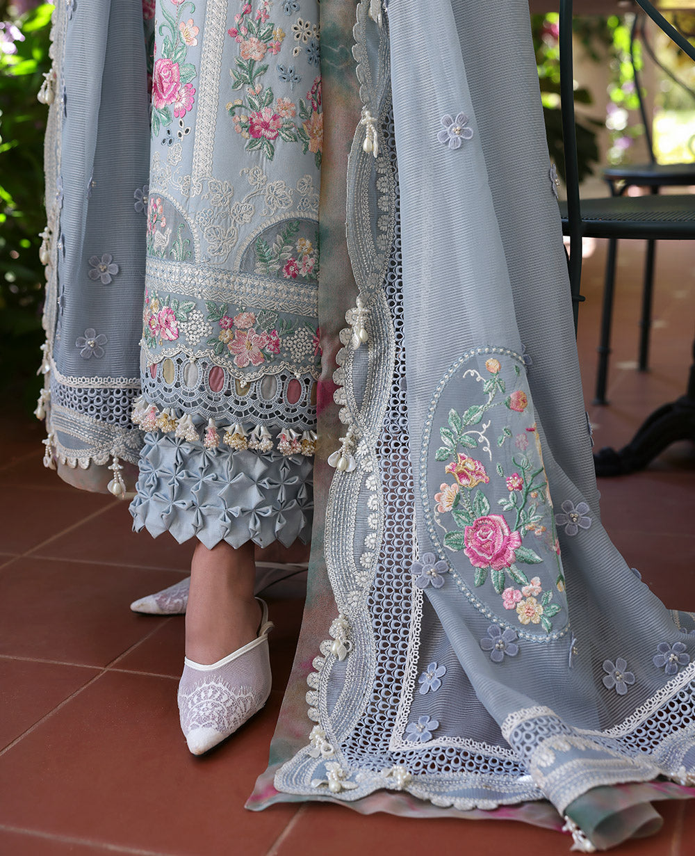 Republic Womenswear | Kalani Eid Luxury Lawn 25 | D7-B - Hoor